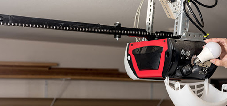automatic garage door opener repair in El Centro