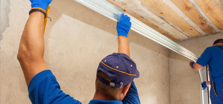 commercial overhead garage door repair in El Centro