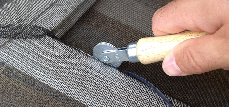 metal screen door repair in El Centro